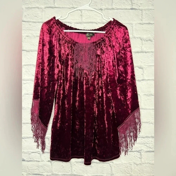 Melissa Paige Tops - Melissa Paige Burgundy Crushed Velvet Crochet Lace Sleeve Peasant Top Medium.